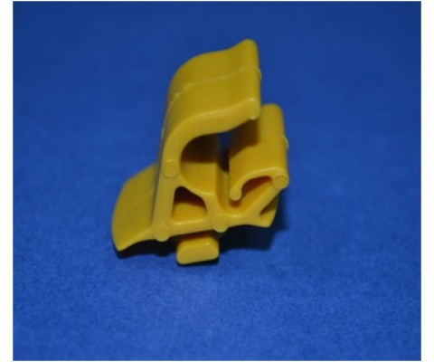 MOTOR KAPUT TEL DAYAMA PLASTİĞİ LINEA