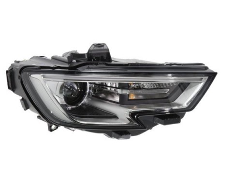 FAR SAĞ AUDI A3 2016/07 Bixenon stand.