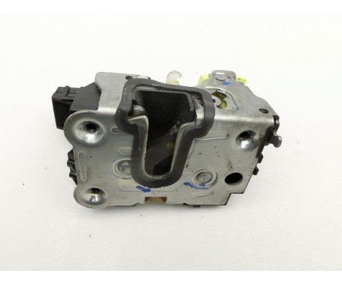 KAPI KİLİDİ ÖN SAĞ DUSTER YM 805021840R